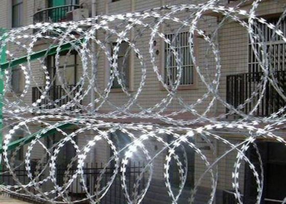 Galvanized Spiral Cross Razor Blade Fencing Wire Ink Green Razor Barbed Wire