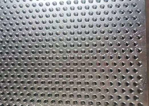 Spray Plastic Carbon Steel Mesh Metal Punching Perforated Mesh Sheet