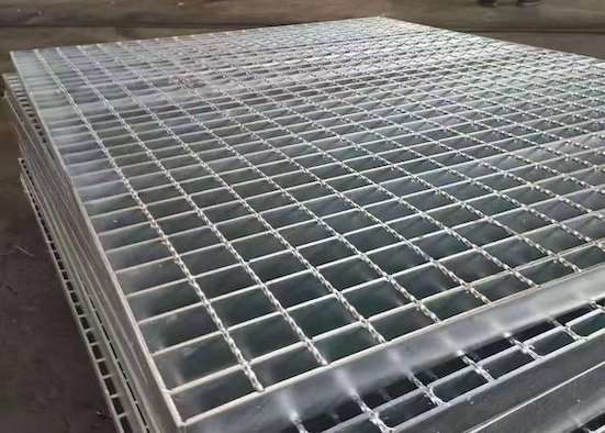 38mm Metal Mesh Grating 3mm 50mm Steel Grate Flooring Stainless Steel 304