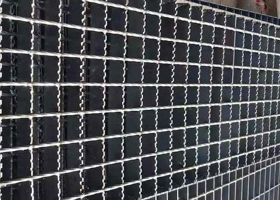 Dissipate Heat 100mm Metal Mesh Grating 304 Stainless Steel Gratings