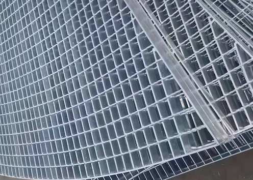 35mm Metal Mesh Grating Powder Coated Expanded Metal Grate Spray Color