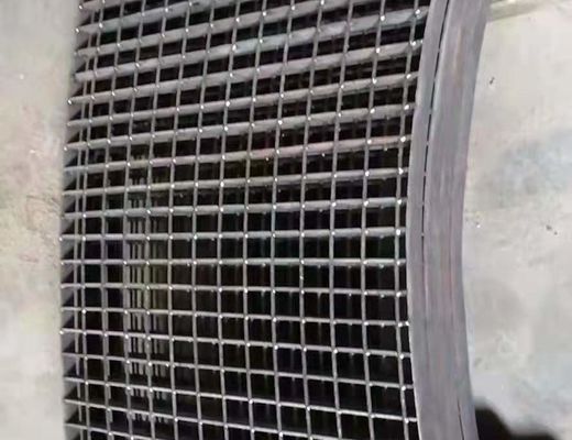 25mm Metal Mesh Grating Plastic Dipping Metal Bar Grating Spray Color Vertical