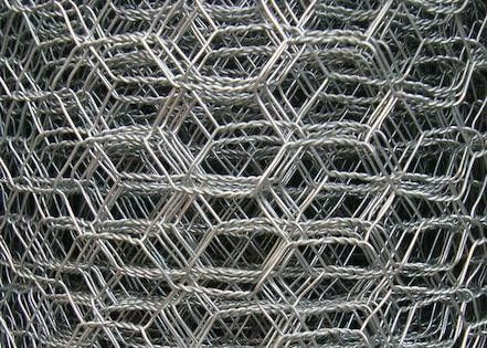 PVC Coating Hexagonal Wire Mesh Low Carbon Steel Hexagon Metal Mesh