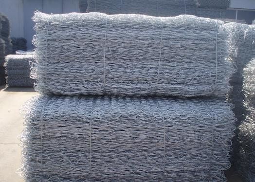 30m / 100" Hexagonal Wire Mesh 316L Reverse Twist Hexagonal Mesh Wire