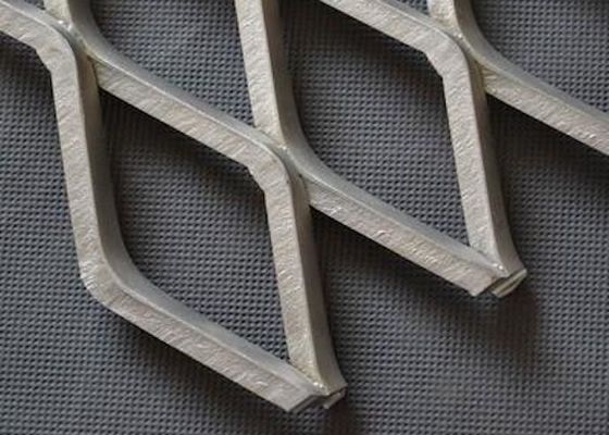 301SS Plate 2.5mm Expanded Metal Wire Mesh 100mm Pedal Expanded Wire Mesh