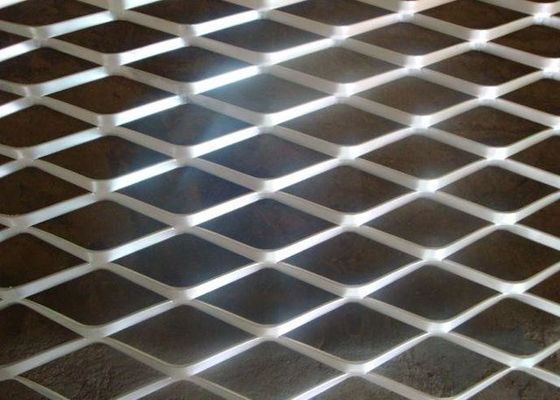 Length 0.5m Expanded Mesh Panels 12m Corrosion Resistance 304L Punching Mesh Drawing Net