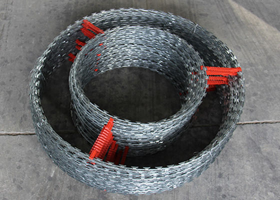 Galvanized Spiral Cross Razor Blade Fencing Wire Ink Green Razor Barbed Wire