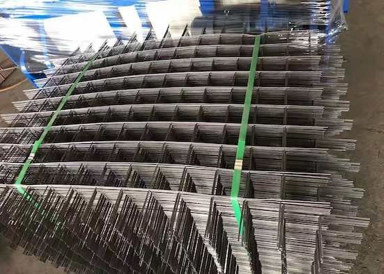 0.5m Welded Wire Mesh 2m Stainless Steel 201 Welded Fence Mesh 3/8" X 3/8"