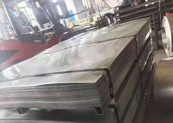 5m 20m Perforated Metal Mesh SUS304 Perforated Steel Mesh Sheets Uniform Mesh